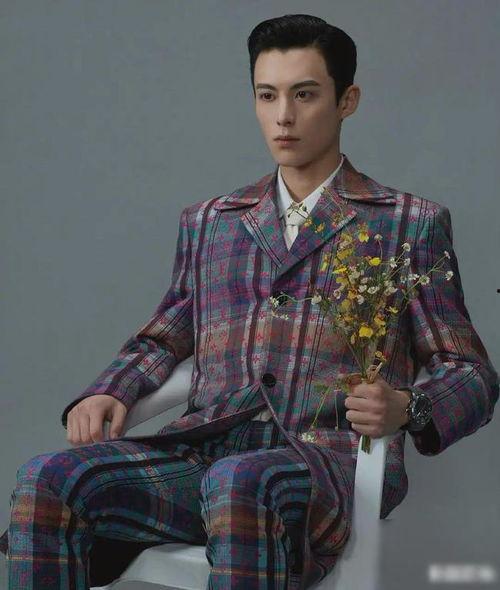 娱乐吃瓜王鹤棣,从“娱乐吃瓜王”到当红小生的华丽蜕变